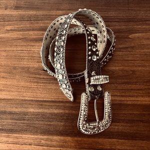 BLAZIN ROXX Western Tooled Leather and Rhinestone Belt